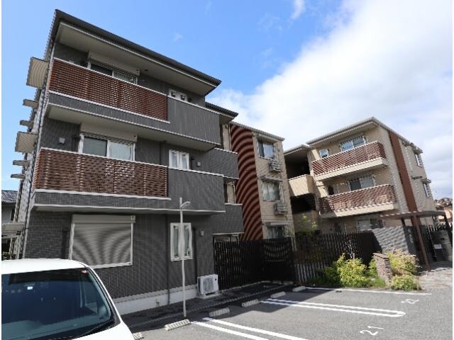  近鉄難波線・奈良線/新大宮駅 徒歩12分 2階 築6年