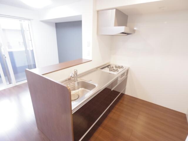  近鉄難波線・奈良線/新大宮駅 徒歩12分 2階 築6年