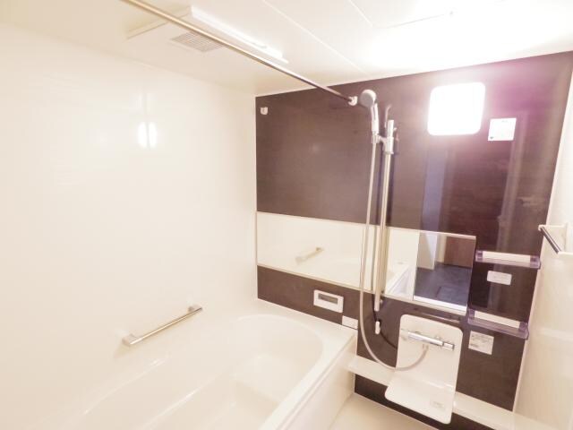  近鉄難波線・奈良線/新大宮駅 徒歩12分 2階 築6年