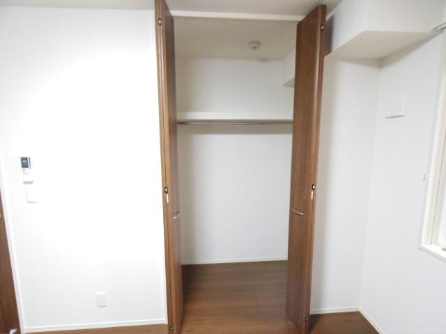  近鉄難波線・奈良線/新大宮駅 徒歩12分 2階 築6年