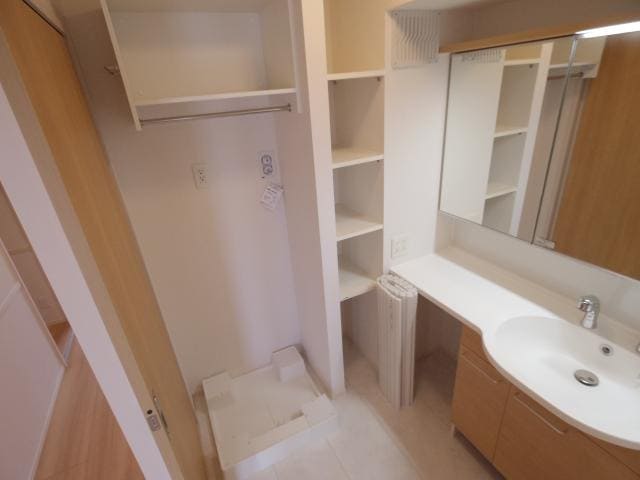  大和路線・関西本線/奈良駅 バス15分大和ハウス前下車:停歩5分 2階 築6年