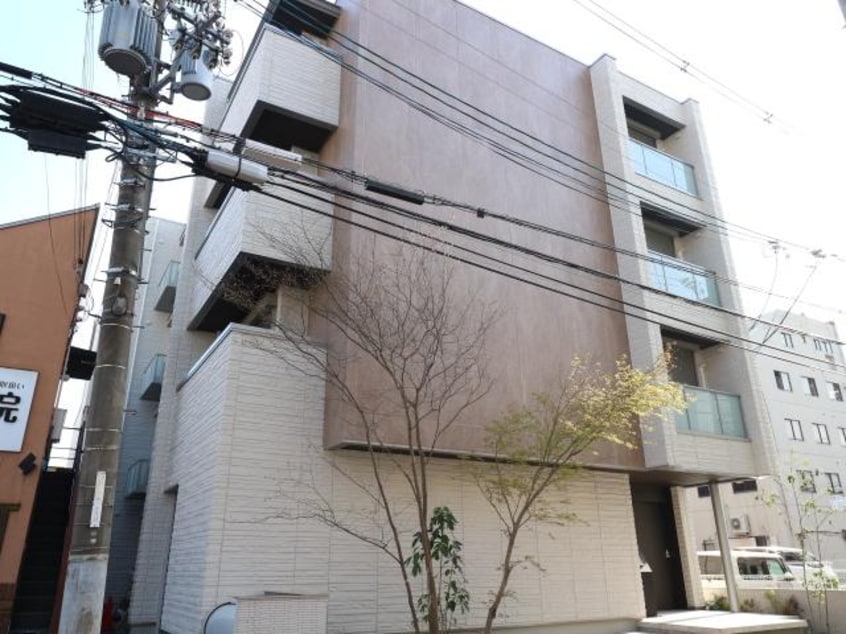  近鉄難波線・奈良線/新大宮駅 徒歩5分 4階 築3年