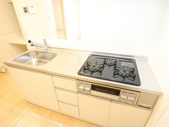  大和路線・関西本線/奈良駅 バス11分永井町下車:停歩6分 1階 築3年