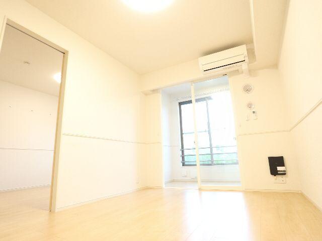  大和路線・関西本線/奈良駅 バス11分永井町下車:停歩6分 1階 築3年