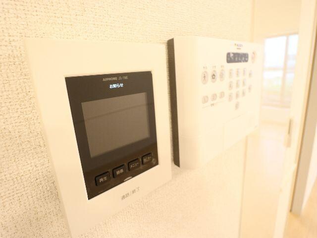  大和路線・関西本線/奈良駅 バス11分永井町下車:停歩6分 1階 築3年