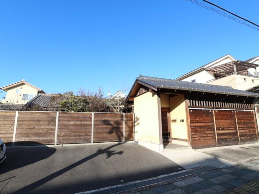  近鉄難波線・奈良線/近鉄奈良駅 徒歩22分 1階 築57年