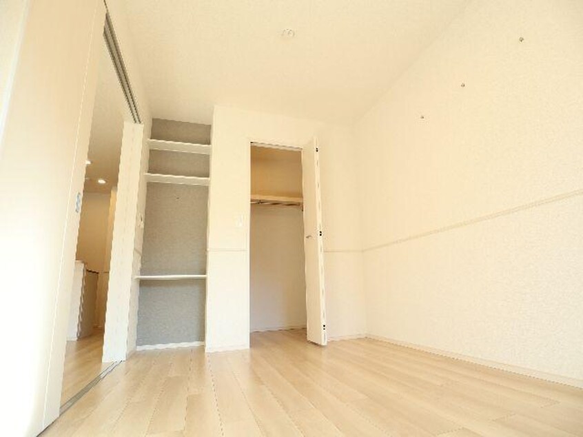  大和路線・関西本線/木津駅 バス5分市坂下車:停歩2分 1階 築3年