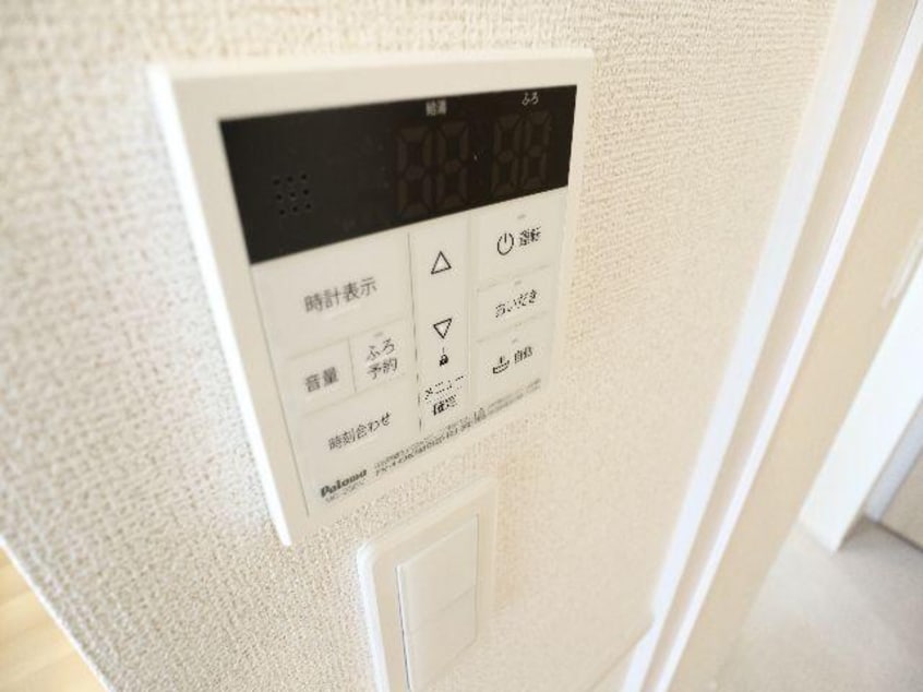  大和路線・関西本線/木津駅 バス5分市坂下車:停歩2分 1階 築3年