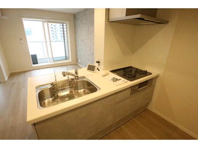  近鉄難波線・奈良線/新大宮駅 徒歩5分 4階 築2年