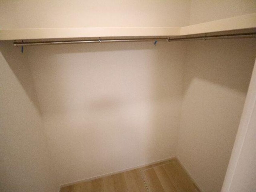  近鉄難波線・奈良線/近鉄奈良駅 バス13分宮の森東口下車:停歩2分 1階 築2年