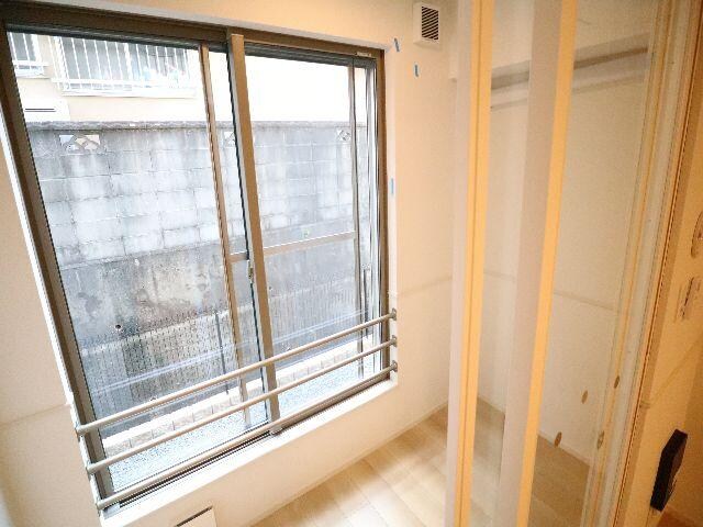  近鉄難波線・奈良線/近鉄奈良駅 バス13分宮の森東口下車:停歩2分 1階 築2年