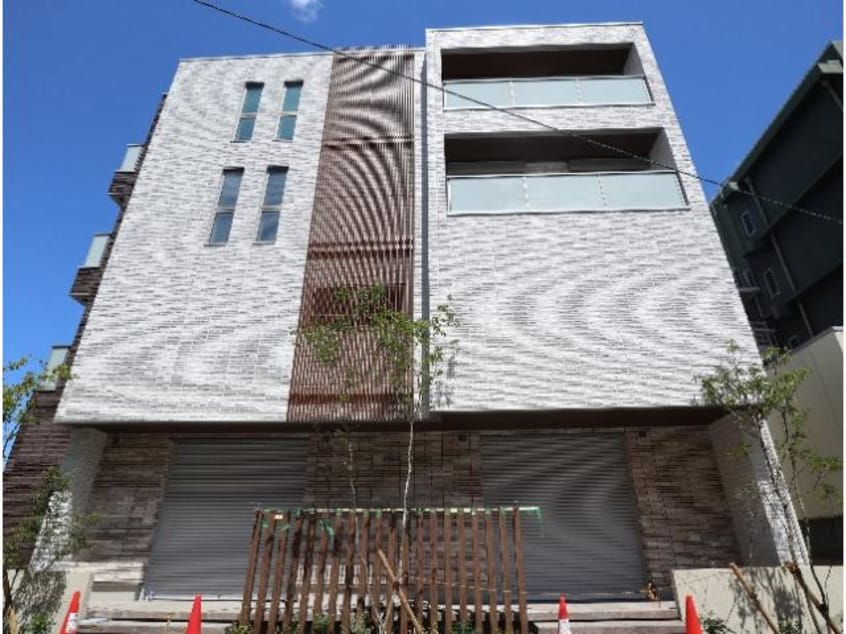  近鉄難波線・奈良線/新大宮駅 徒歩1分 3階 築2年