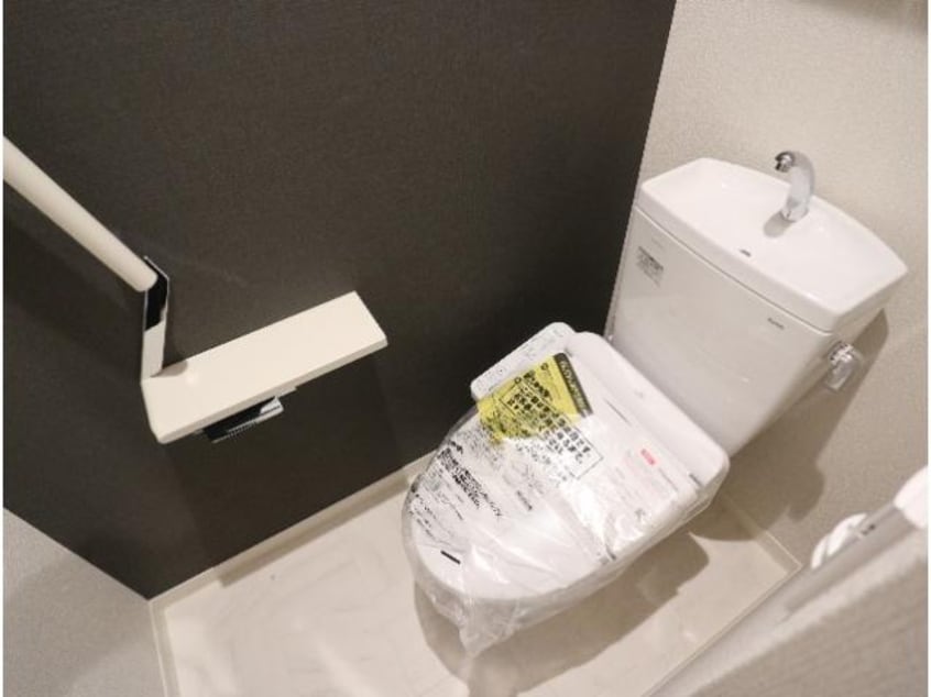  近鉄難波線・奈良線/新大宮駅 徒歩1分 3階 築2年