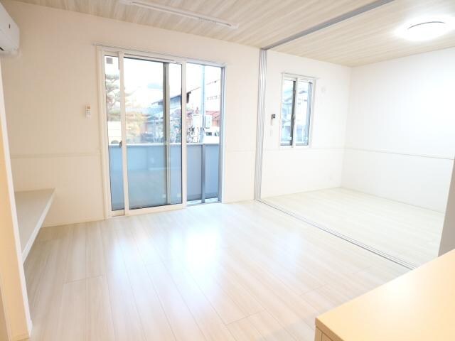  近鉄難波線・奈良線/近鉄奈良駅 徒歩9分 1階 築2年