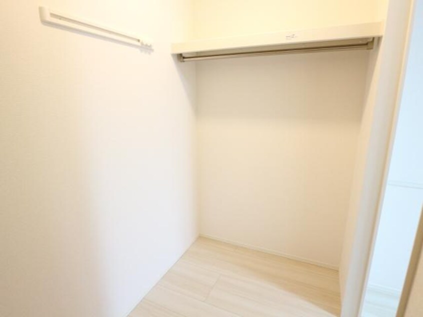  近鉄難波線・奈良線/近鉄奈良駅 徒歩9分 1階 築2年