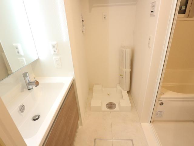  近鉄難波線・奈良線/近鉄奈良駅 徒歩9分 1階 築2年