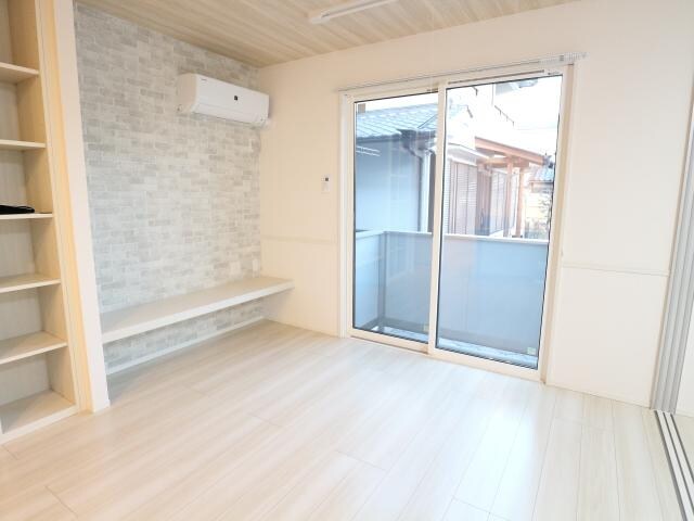  近鉄難波線・奈良線/近鉄奈良駅 徒歩9分 1階 築2年