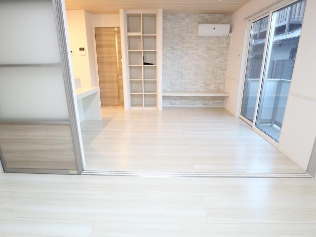  近鉄難波線・奈良線/近鉄奈良駅 徒歩9分 1階 築2年