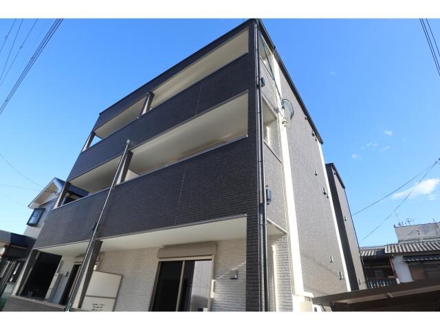  近鉄難波線・奈良線/新大宮駅 徒歩9分 3階 築2年