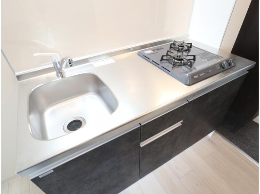  近鉄難波線・奈良線/新大宮駅 徒歩9分 3階 築2年