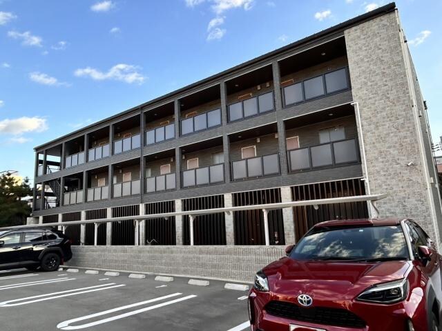  近鉄難波線・奈良線/近鉄奈良駅 徒歩9分 1階 築2年