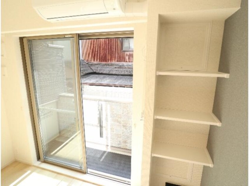  近鉄難波線・奈良線/近鉄奈良駅 徒歩9分 1階 築2年