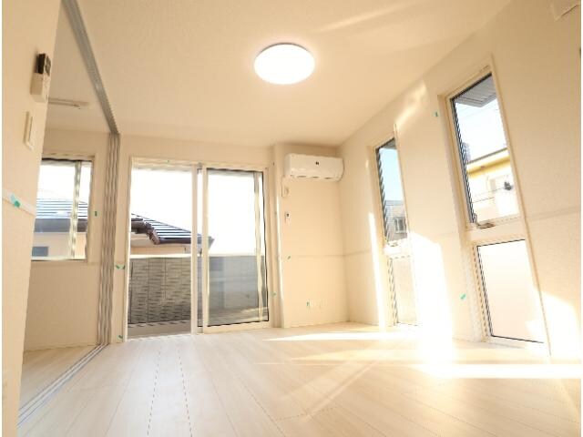  近鉄難波線・奈良線/近鉄奈良駅 バス10分南方町下車:停歩1分 2階 築2年