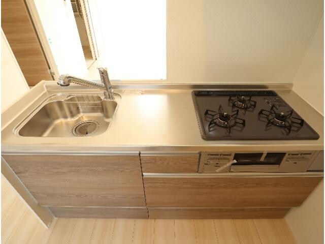  近鉄難波線・奈良線/近鉄奈良駅 バス10分南方町下車:停歩1分 2階 築2年