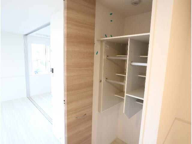  近鉄難波線・奈良線/近鉄奈良駅 バス10分南方町下車:停歩1分 1階 築2年