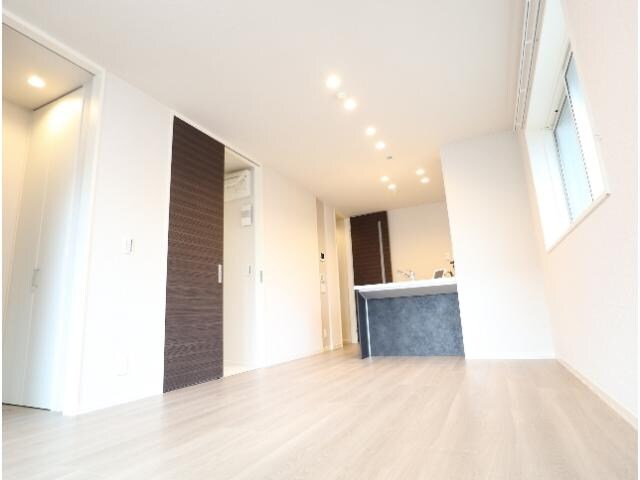  近鉄難波線・奈良線/近鉄奈良駅 徒歩13分 1階 築1年