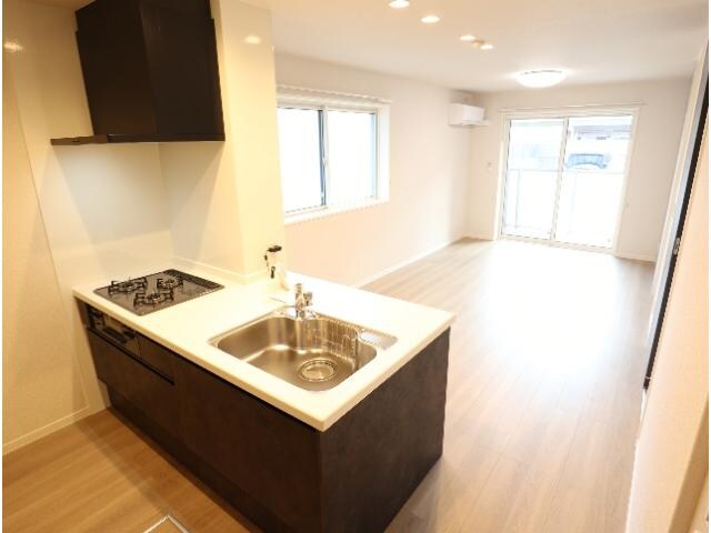  近鉄難波線・奈良線/近鉄奈良駅 徒歩13分 1階 築1年