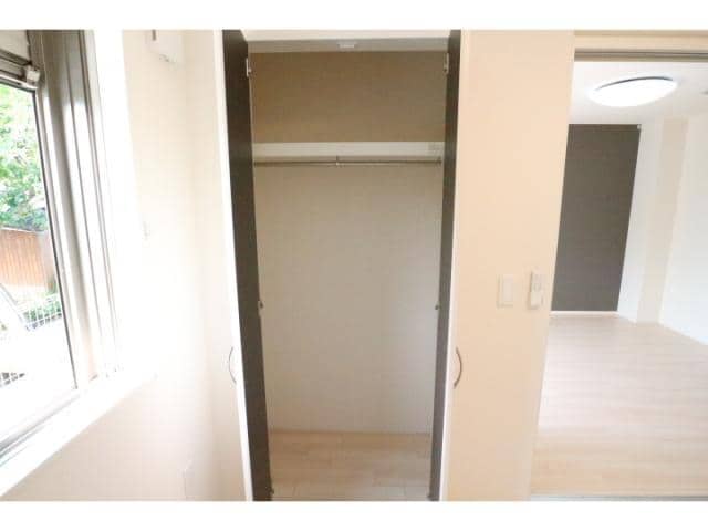  近鉄難波線・奈良線/近鉄奈良駅 バス17分三条大路4丁目下車:停歩4分 1階 築5年