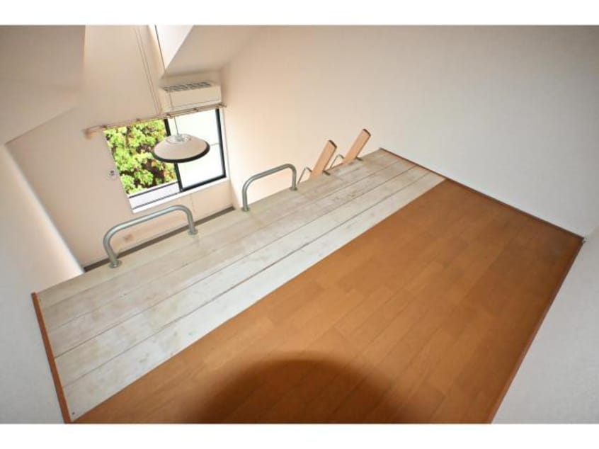  近鉄難波線・奈良線/近鉄奈良駅 バス9分北神殿下車:停歩6分 2階 築27年