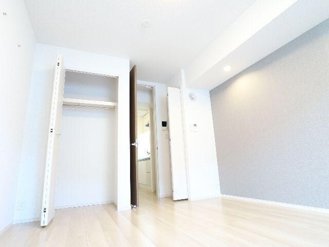  近鉄難波線・奈良線/近鉄奈良駅 バス15分三条大路2丁目下車:停歩3分 3階 築3年