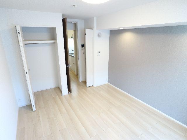  近鉄難波線・奈良線/近鉄奈良駅 バス15分三条大路2丁目下車:停歩3分 3階 築3年