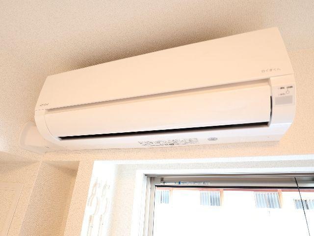  近鉄難波線・奈良線/近鉄奈良駅 バス15分三条大路2丁目下車:停歩3分 3階 築3年