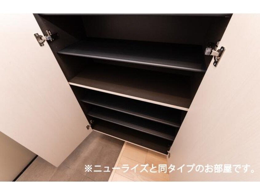  近鉄難波線・奈良線/近鉄奈良駅 バス10分萩が丘下車:停歩1分 2階 1年未満