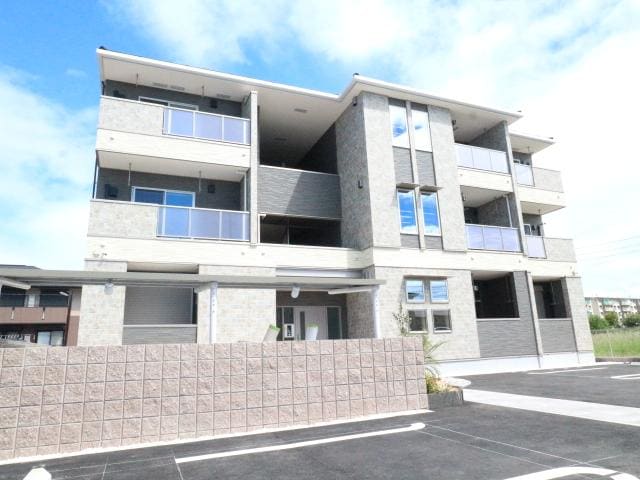  近鉄難波線・奈良線/近鉄奈良駅 バス18分辰市農協下車:停歩8分 1階 築1年