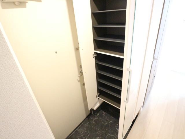  近鉄難波線・奈良線/近鉄奈良駅 バス18分辰市農協下車:停歩8分 1階 築1年