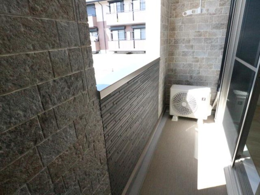  近鉄難波線・奈良線/近鉄奈良駅 バス18分辰市農協下車:停歩8分 1階 築1年