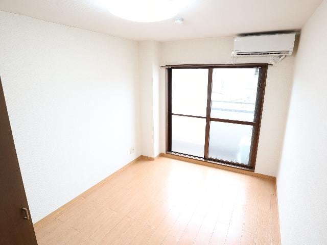  近鉄難波線・奈良線/近鉄奈良駅 徒歩7分 4階 築28年