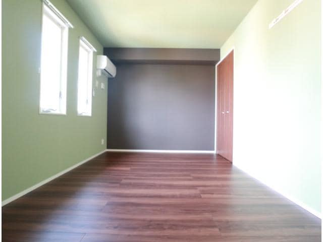  近鉄橿原線/尼ケ辻駅 徒歩10分 2階 築2年