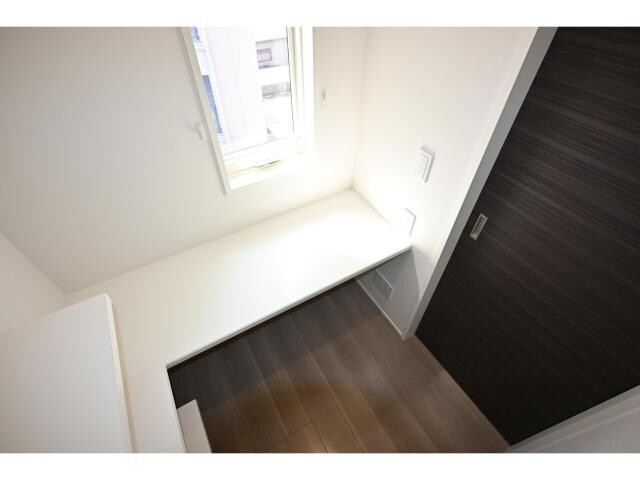  近鉄難波線・奈良線/新大宮駅 徒歩6分 4階 1年未満