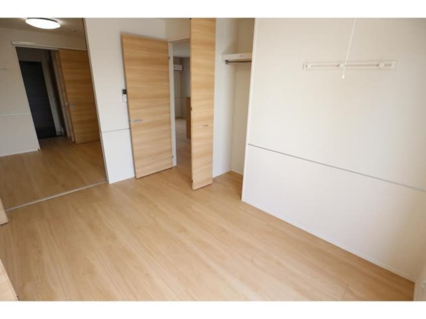  近鉄橿原線/尼ケ辻駅 徒歩19分 1階 築3年