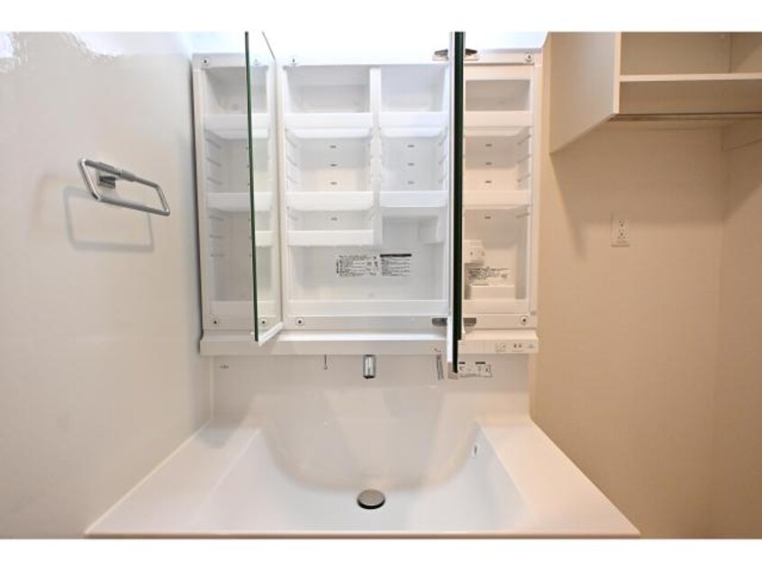  奈良線/奈良駅 徒歩19分 3階 1年未満