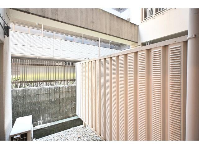  近鉄難波線・奈良線/新大宮駅 徒歩6分 1階 築39年