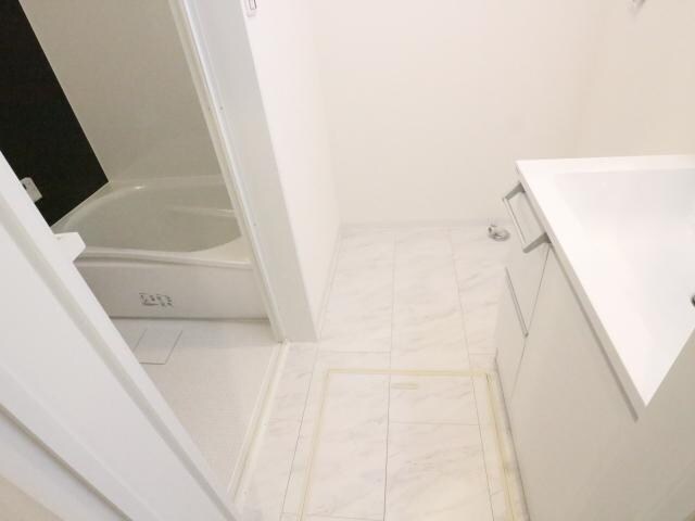  近鉄難波線・奈良線/近鉄奈良駅 徒歩18分 1階 1年未満