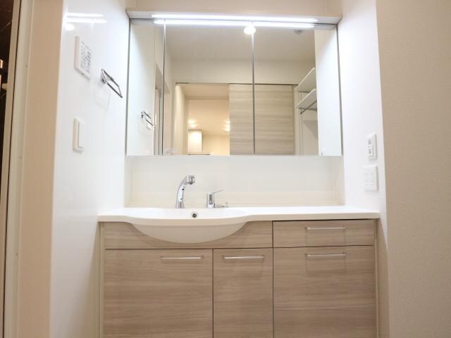  近鉄難波線・奈良線/近鉄奈良駅 徒歩6分 1階 1年未満