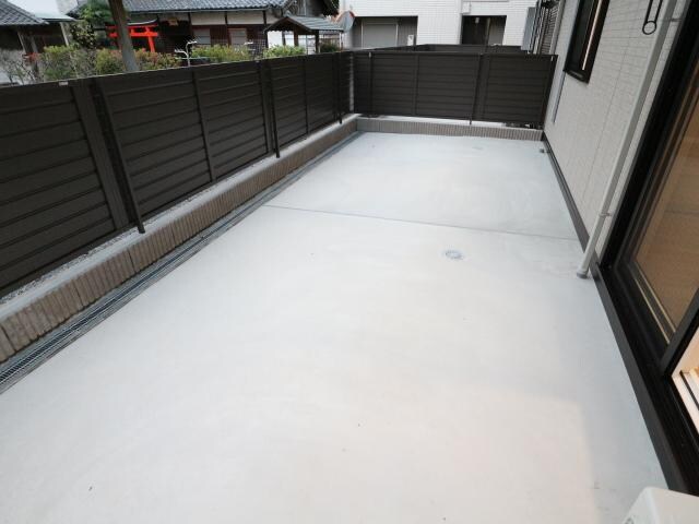  近鉄難波線・奈良線/近鉄奈良駅 徒歩6分 1階 1年未満