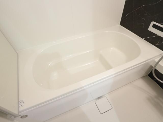  近鉄難波線・奈良線/近鉄奈良駅 徒歩6分 1階 1年未満